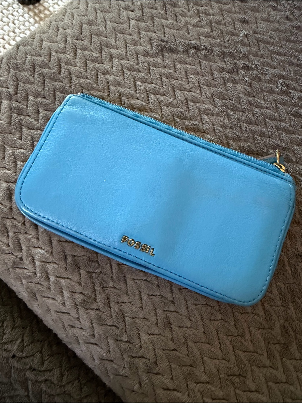 Fossil Blue Leather Zip / flip front Wallet